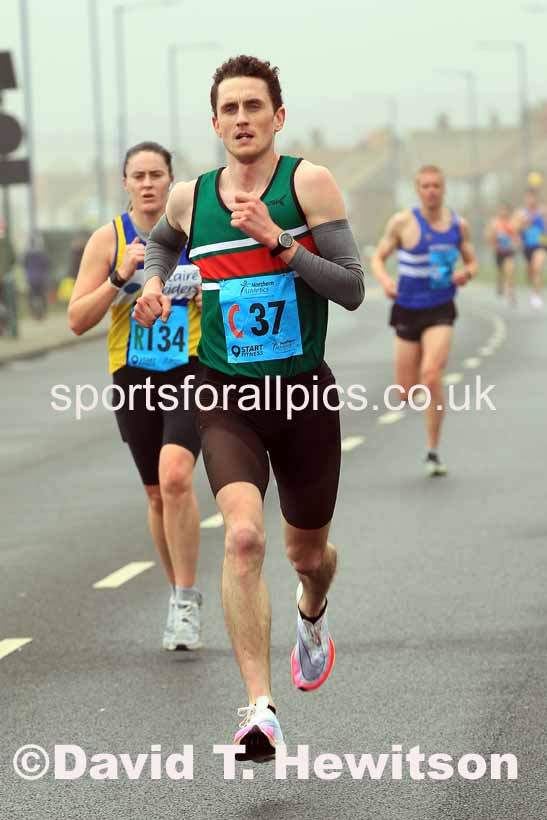 Senior mens 12 Stage 2023 Northern Mens 12 stage and Womens 6 Stage Relays and Young Athletes, Redcar. Photo: David T. Hewitson/Sports for All Pics